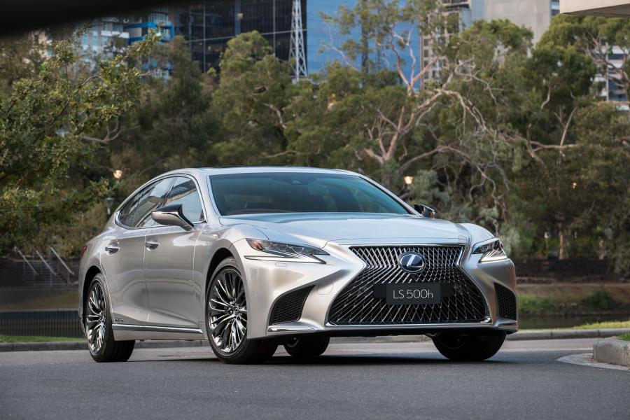  Lexus LS500h 2018 года  (AU) (фото 19 из 23)